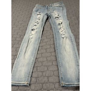 Juniors stretch low rise skinny jeans.  Size 13 by Mudd